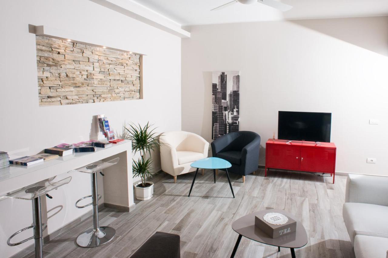 Orsini Family Deluxe Apartment By Mamo Florence Exterior photo